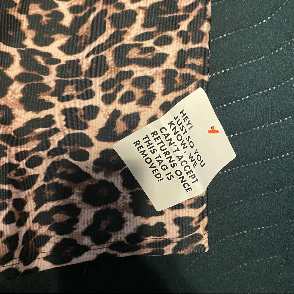 NWT* ASOS Leopard Print Top - Picture 3 of 5